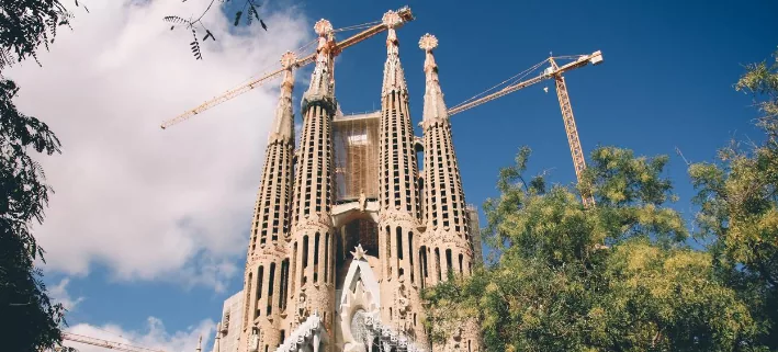 sagrada família acústica igrejas